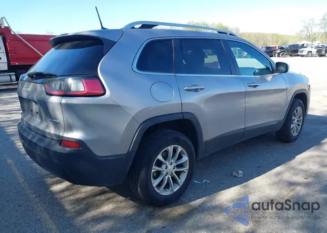 2019 Jeep Cherokee Latitude z USA, uszkodzony, nr VIN 1C4PJMCB2KD194252
